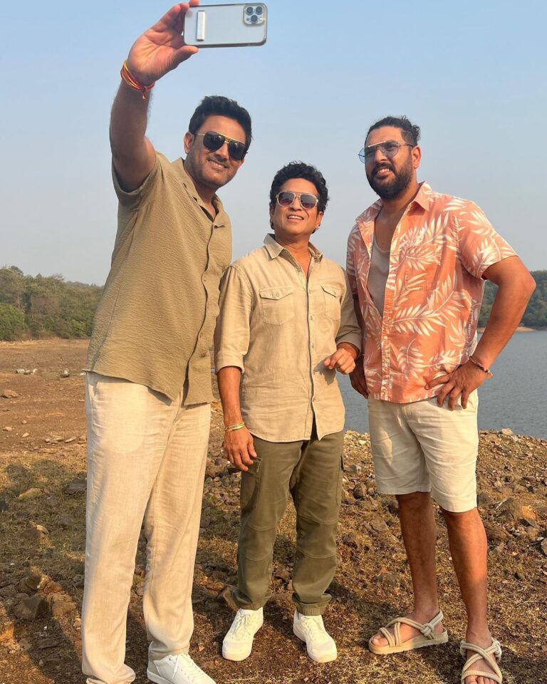 Sachin Tendulkar Instagram - Our Dil Chahta Hai moment in Goa! Who do you think is Akash, Sameer and Sid?