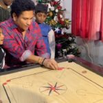 Sachin Tendulkar Instagram - Celebrated an early Christmas with the kids from @happyfeethomefoundation. 🎄 I had so many beautiful moments with the children - played cricket & carrom as well! These lovely children made me a child again. #MerryChristmas #SachInReelLife