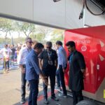 Sachin Tendulkar Instagram – A sight to behold for a motorsport enthusiast like me. 🏁🏎️💨

Had a wonderful time cheering for @mahindraracing at the #HyderabadEPrix. Glad to see motorsport racing returning to India 🇮🇳 after a decade.