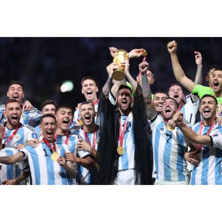 Sachin Tendulkar Instagram - Congratulations! 🏆 #FIFAWorldCup