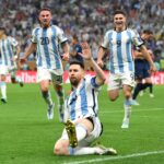 Sachin Tendulkar Instagram - Many congratulations to Argentina on doing this for Messi! Wonderful comeback from the way they started the campaign. Special mention to Martinez for the spectacular save towards the end of extra time. That was a clear indication to me that Argentina would clinch this. #FIFAWorldCup