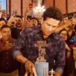 Sachin Tendulkar Instagram - 25 years of the Desert Storm innings and the 50th birthday of @sachintendulkar, here's how 100MB and the 100 Super Fans celebrated both the occasions with the 100 Master Blaster! 🥳 #SachinTendulkar #HappyBirthdaySachin #50ForSachin