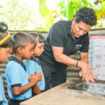 Sachin Tendulkar Instagram – Spending time with these young champions was like batting on a pitch full of dreams. 

Their hope, courage, and joy are the real winning shots of life! 

Through nutrition, sports and education, we can all give wings to their dreams. @unicef @unicefsouthasia  @unicef_srilanka 

Ayubowan, Sri Lanka. 🇱🇰

#unicef #srilanka #cricket
