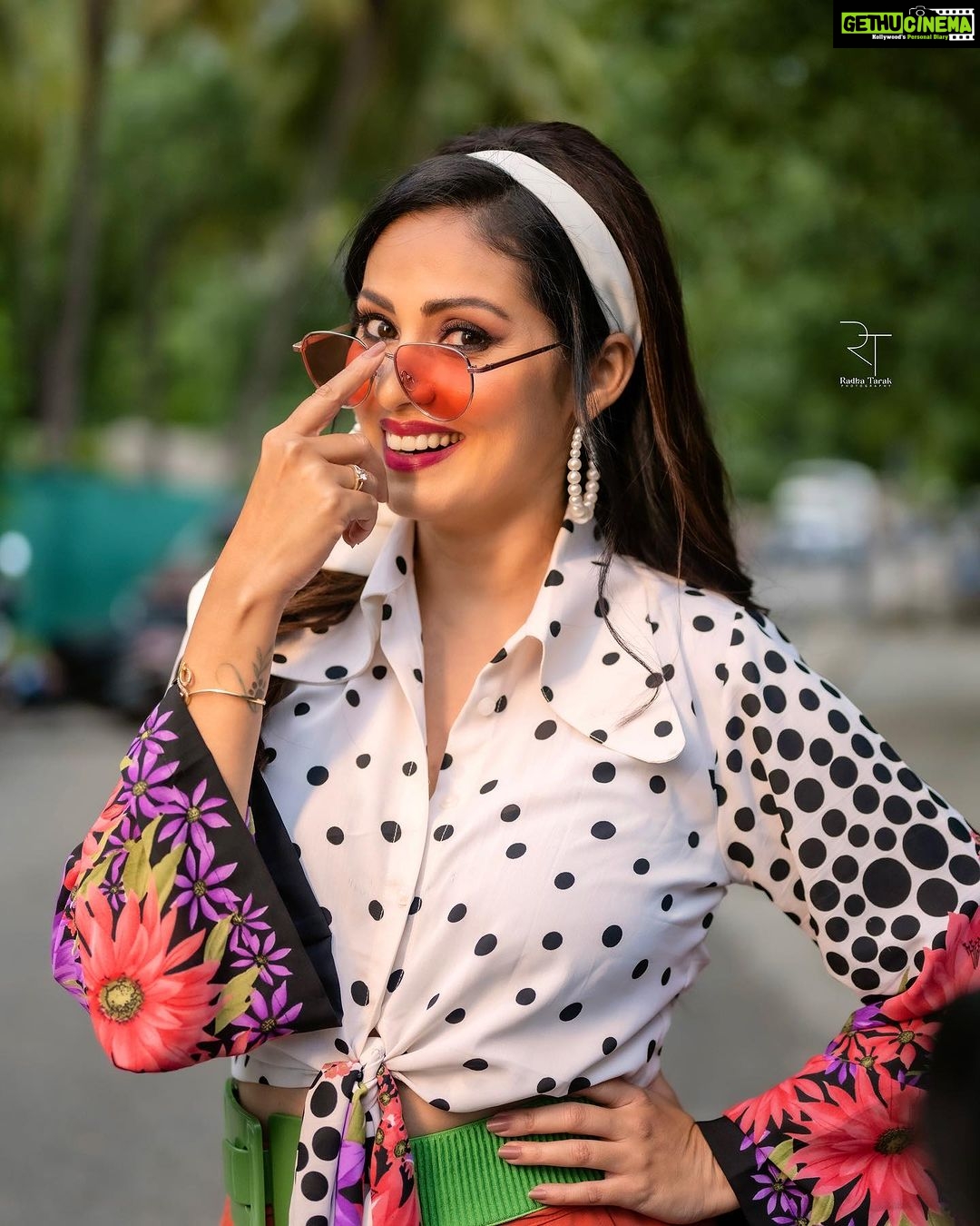 Sadha Instagram - For #neethonedance on @starmaa every Sat Sun at 9 pm! đâşď¸ Outfit, Accessories & Styling @harinireddym VC @rt__photography_rt Hairstylist @2727parvathi Asst @rakesh_manchikanti #sadaa #retro #danceshow #realityshow #judge