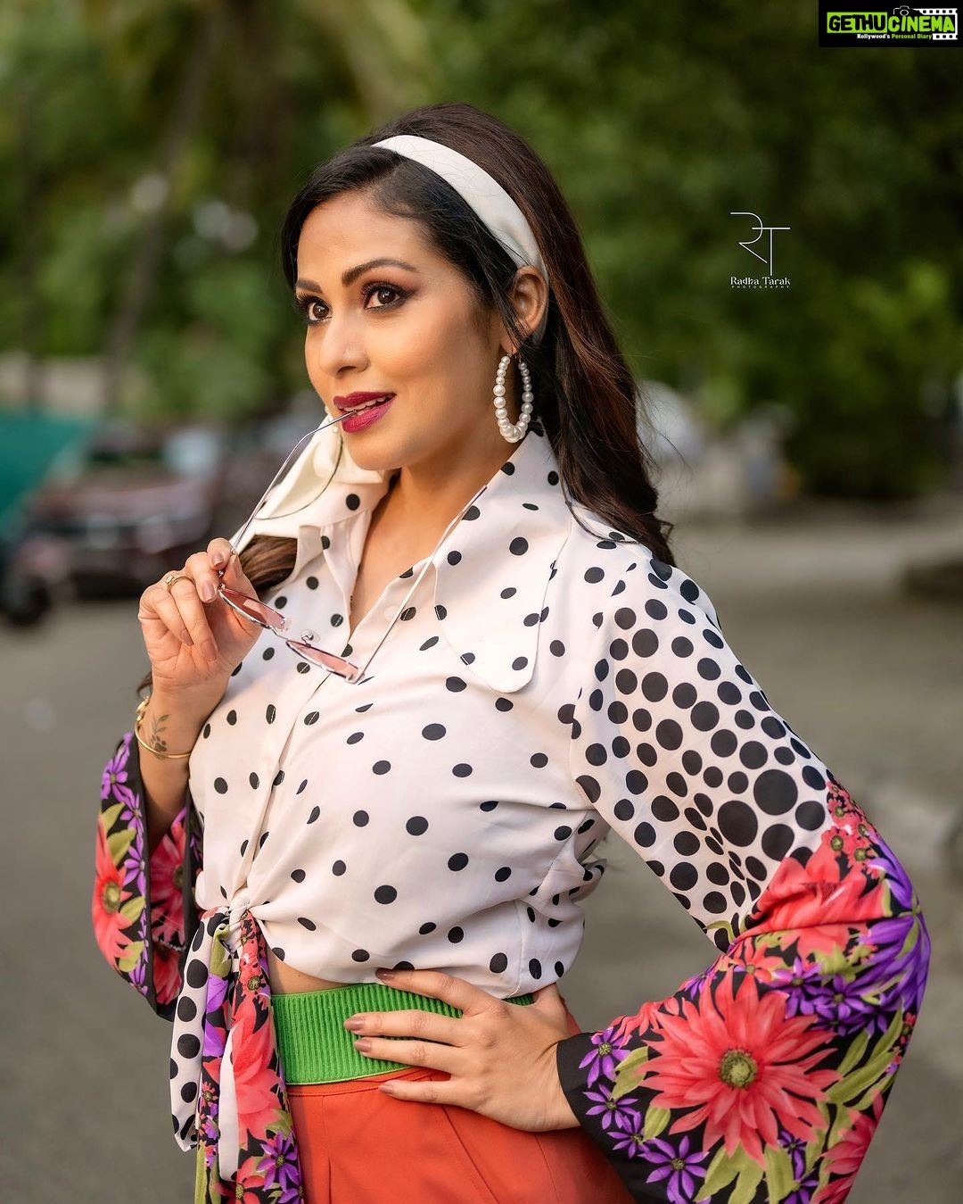 Sadha Instagram - For #neethonedance on @starmaa every Sat Sun at 9 pm! đâşď¸ Outfit, Accessories & Styling @harinireddym VC @rt__photography_rt Hairstylist @2727parvathi Asst @rakesh_manchikanti #sadaa #retro #danceshow #realityshow #judge