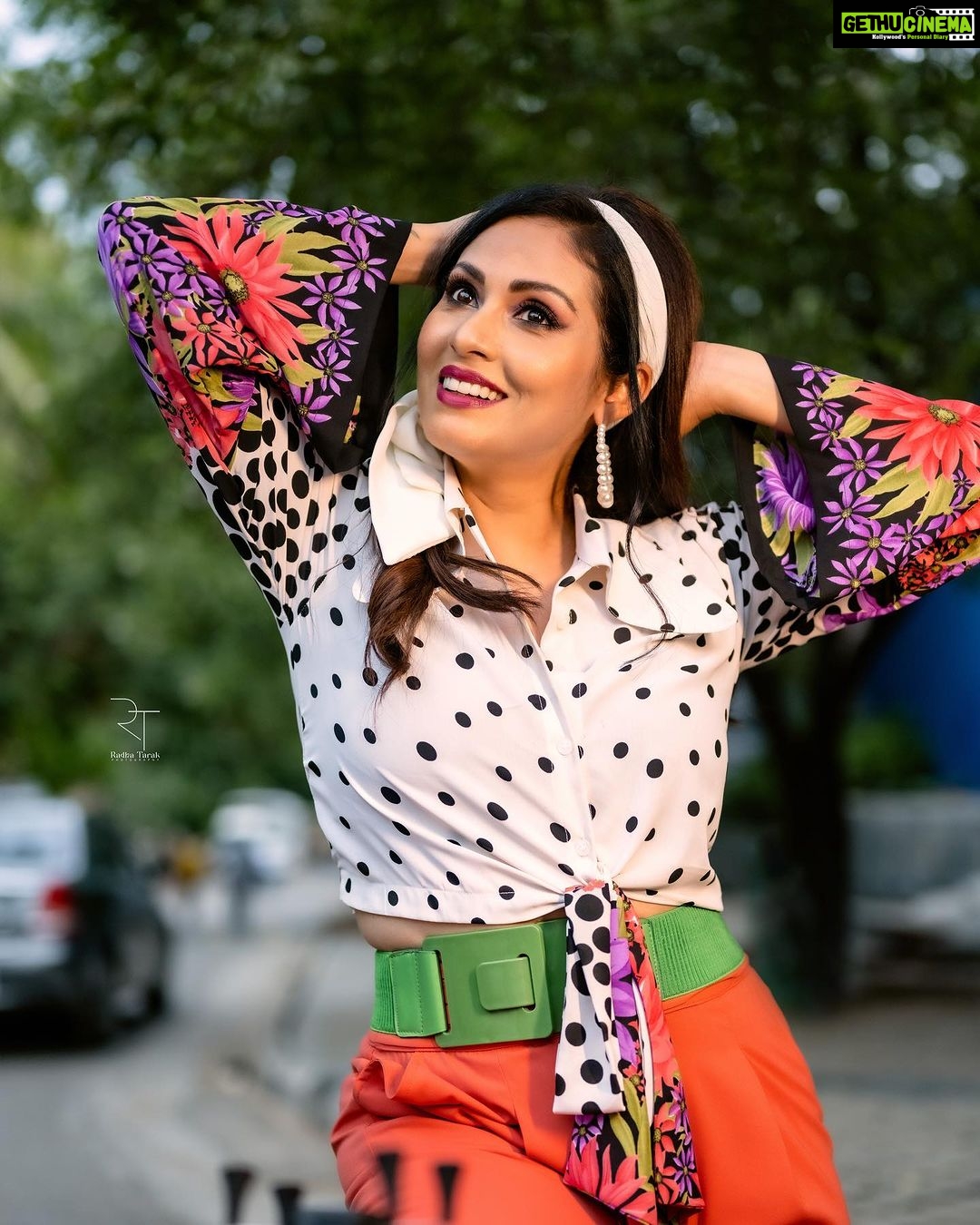Sadha Instagram - For #neethonedance on @starmaa every Sat Sun at 9 pm! đâşď¸ Outfit, Accessories & Styling @harinireddym VC @rt__photography_rt Hairstylist @2727parvathi Asst @rakesh_manchikanti #sadaa #retro #danceshow #realityshow #judge