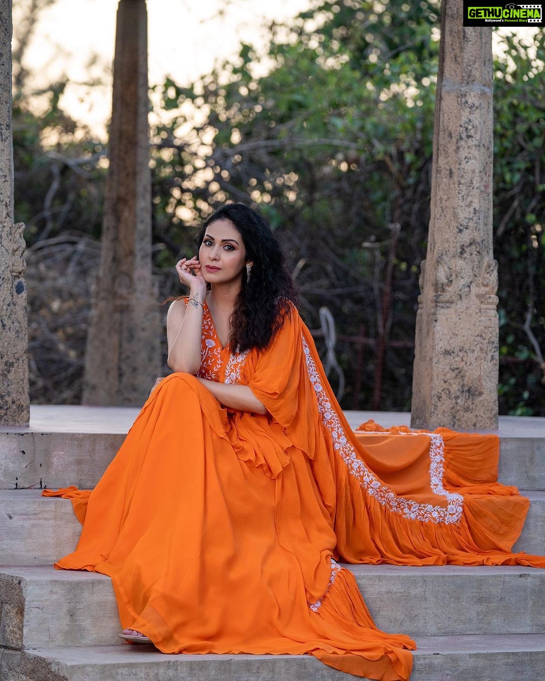 Sadha Instagram - #neethonedance show on @starmaa 🧡🧡🧡 Every Sat Sun @9:00 pm! 🤩💫 Stylist @harinireddym Designer @waterlilies_by_label_harshala Jewellery @kushalsfashionjewellery VC @prashanth_photo_graphy #sadaa #judge #danceshow #realityshow