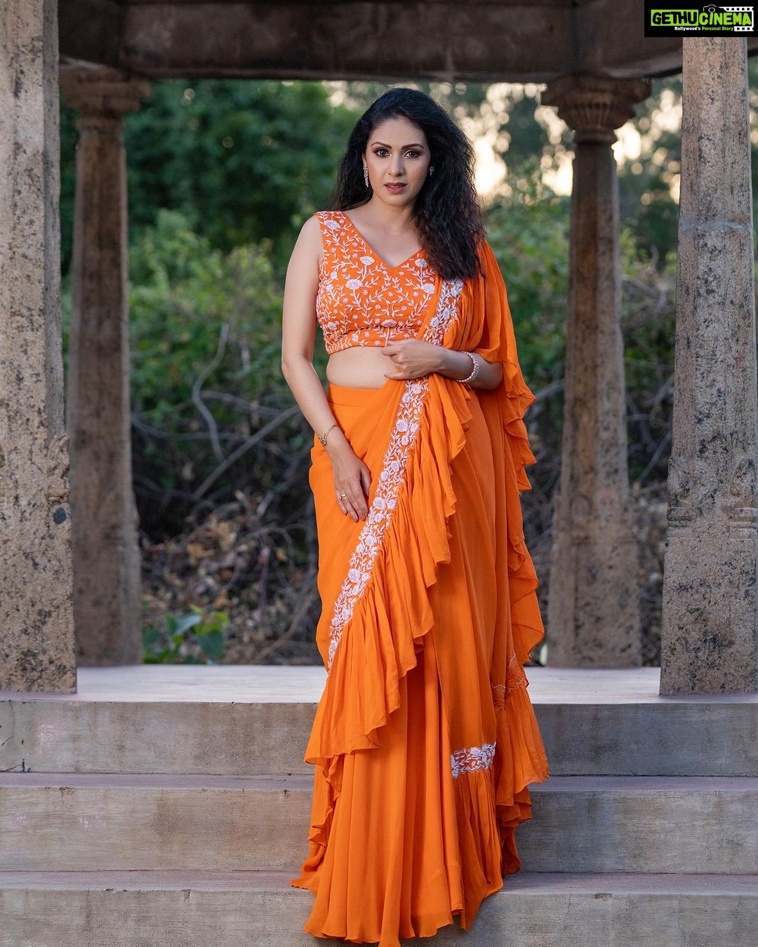 Sadha Instagram - #neethonedance show on @starmaa 🧡🧡🧡 Every Sat Sun @9:00 pm! 🤩💫 Stylist @harinireddym Designer @waterlilies_by_label_harshala Jewellery @kushalsfashionjewellery VC @prashanth_photo_graphy #sadaa #judge #danceshow #realityshow