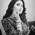 Sadha Instagram - 🖤🖤🖤 Stylist @harinireddym PC @ranjithpawan_photography #picsoftheday