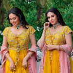 Sadha Instagram - 💛💛💛 For the one & only #neethoneydance on @starmaa … ☺️ Stylist @harinireddym Outfit @omanas_clothing Jewellery @houseofqc Hair @2727parvathi Asst @rakeshmanchi PC @sowmyartphotography #sadaa #danceshow #realityshow #judge