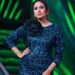 Sadha Instagram - 🧿🧿🧿 For Neethoney Dance on @starmaa 💚💙🖤 …. Stylist @harinireddym PC @ranjithpawan_photography #picsoftheday #danceshow #realityshow #judge
