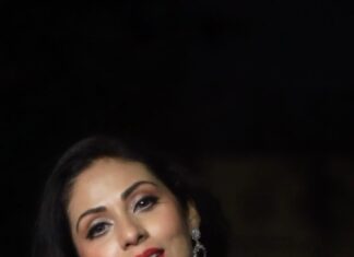 Sadha Instagram - The time to dive yourself in Glitz & Glamour is here, while we Shine & Sparkle in the Grand launch of #neethoneydance today at 6:00 pm on @starmaa 💃🏻🤩❤️ Stylist @harinireddym Saree by @samyakksarees Jewellery by @kushalsfashionjewellery Hairstylist @2727parvathi VC @prashanth_photo_graphy #sadaa #grwm #reels #reelsinstagram #reelsvideo #reelsindia #reelitfeelit