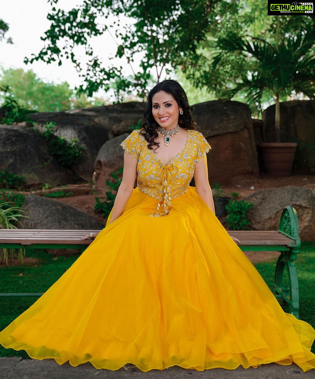 Sadha Instagram - πππ For the one & only #neethoneydance on @starmaa β¦ βΊοΈ Stylist @harinireddym Outfit @omanas_clothing Jewellery @houseofqc Hair @2727parvathi Asst @rakeshmanchi PC @sowmyartphotography #sadaa #danceshow #realityshow #judge