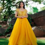 Sadha Instagram - 💛💛💛 For the one & only #neethoneydance on @starmaa … ☺️ Stylist @harinireddym Outfit @omanas_clothing Jewellery @houseofqc Hair @2727parvathi Asst @rakeshmanchi PC @sowmyartphotography #sadaa #danceshow #realityshow #judge