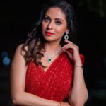 Sadha Instagram - ❤️❤️❤️ Stylist @harinireddym Saree by @samyakksarees Jewellery by @kushalsfashionjewellery PC @prashanth_photo_graphy #sadaa #judge #danceshow #realityshow