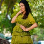 Sadha Instagram - Go green! 😀💚 For #neethoneydance @starmaa Every Sat Sun at 9 pm ☺️ Styled by @harinireddym 🫶 #sadaa #judge #realityshow #danceshow