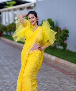 Sadha Instagram - Felt like a 🌻 in the gorgeous saree! 💛☺️

Stylist @harinireddym 
Saree @on_fleek_creationss 
PC @prashanth_photo_graphy

#picsoftheday #sadaa