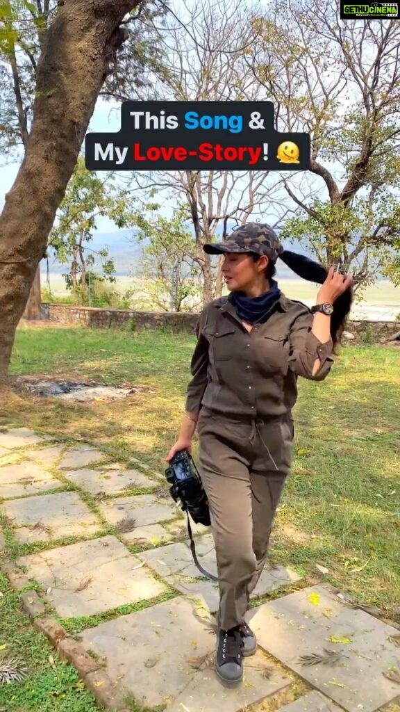 Sadha Instagram - Watch till the end! ☺️ There surely is some strong connect! 💚🫠 #reels #reelsvideo #reelsinstagram #reelsindia #corbett #mylove #tigers #tigersofindia #wildandfree #sadaa #sadaasgreenlife Corbett Tiger Reserve