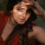 Sai Dhanshika Instagram - “Nothing can dim the light that shines from within.” Maya Angelou Photography @karthikha_photography @styl_by_prathi @riazkahmed.pro videography @kavinilavan_filmmaker editor @nidhin_prem Makeup @reenapaiva @durga_hair_stylist Costume @danny_szt Ass @salu112623