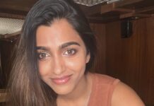 Sai Dhanshika Instagram - Vanthutaen Vanakkam 🙏🏼✨