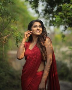 Sai Dhanshika Instagram - “Nothing can dim the light that shines from within.” Maya Angelou 
Photography @karthikha_photography @styl_by_prathi 
@riazkahmed.pro videography @kavinilavan_filmmaker 
editor @nidhin_prem 
Makeup @reenapaiva @durga_hair_stylist 
Costume @danny_szt 
Ass @salu112623