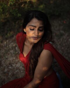 Sai Dhanshika Instagram - “Nothing can dim the light that shines from within.” Maya Angelou 
Photography @karthikha_photography @styl_by_prathi 
@riazkahmed.pro videography @kavinilavan_filmmaker 
editor @nidhin_prem 
Makeup @reenapaiva @durga_hair_stylist 
Costume @danny_szt 
Ass @salu112623