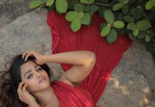 Sai Dhanshika Instagram - ♥️✨ 📸 @karthikha_photography @styl_by_prathi 🎥 @kavinilavan_filmmaker 🎞️ @nidhin_prem 👗 @danny_szt @riazkahmed.pro 💄 @reenapaiva 💇‍♀️ @durga_hair_stylist Ass @salu112623