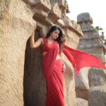 Sai Dhanshika Instagram – சிவப்பு மனிதனுக்கும் நிழல் கருப்புதான், கருப்பு மனிதனுக்கு ரத்தம் சிவப்புதான், வண்ணங்களில் இல்லை வாழ்க்கை, மனித எண்ணங்களில் உள்ளது வாழ்க்கை 🙏🏼
Thanks team for bringing the best in what you do ☺️
Beautifully Photographed by @karthikha_photography & @styl_by_prathi 
Great Videos taken by @kavinilavan_filmmaker 
Excellent Editing by @nidhin_prem 
My Favourite makeup artist @reenapaiva 
Hair by @durga pro @riazkahmed.pro 
Costume by @danny_szt 
Ass @salu112623