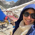 Sai Pallavi Instagram - #AmarnathYatra I’m one who never likes to share very personal thoughts but I’d like to write about this pilgrimage that I’ve been wanting to make for a long time now. Taking parents who’re almost 60 is emotionally testing in ways one cannot explain. Watching them gasp for breath and hold their chest, take breaks at slippery paths amidst snow made me question the lord almighty, why you so far? And I got my answer when I walked back after the darshan. As I walked down the hill, I witnessed something overwhelming: When people notice a few yatris on the verge of giving up, they take a long breath and chant “Om Namah Shivaya”, and instantly the same yatris chant back and pick themselves up to continue. Horses and the villagers carry the yatris to fulfil their desire of worshipping Bhole Nath at the holy cave. My pranams to everyone in Shri Amarnath Ji Shrine Board who make this journey memorable for millions of devotees like us! And finally the personnel from the Army/CRPF/Police for their selfless acts of service, sacrifice and sense of duty by protecting us at ALL times. This place is powerful because it stands witness to the acts of such selfless service. Regardless of our wealth, beauty and power, it’s one’s healthy body, strong mind and a heart that helps others, is what’s going to make our journey on earth worth living. Amarnath yatra challenged my will power, tested my body and proved to me that this Life itself is a pilgrimage and we are a dead race if we are not there for each other! And my heartfelt thanks to a few ppl who made this whole trip to the #amarnath holy cave possible: #misbahkhan #naresh #anishkurian #deepaknagnyal #shashibushan #mansoor #ashwin #sasb Audio credits: Gauranga, Sounds of Isha