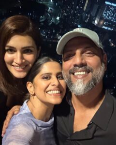 Sai Tamhankar Instagram - Heartiest Congratulations for such a great honour and a huge achievement my Sundari .. 
we all are brimming with pride .. @kritisanon .

We missed you a lot @pankajtripathi ji .. heartiest congratulations sir ; aapse humesha bohot seekha hai ; seekhte rahenge .. !! 

#saitamhankar #kritisanon #pankajtripathi #mimi #nationalaward
