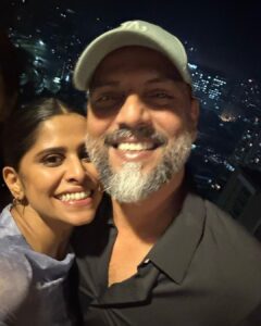 Sai Tamhankar Instagram - Heartiest Congratulations for such a great honour and a huge achievement my Sundari .. we all are brimming with pride .. @kritisanon . We missed you a lot @pankajtripathi ji .. heartiest congratulations sir ; aapse humesha bohot seekha hai ; seekhte rahenge .. !! #saitamhankar #kritisanon #pankajtripathi #mimi #nationalaward
