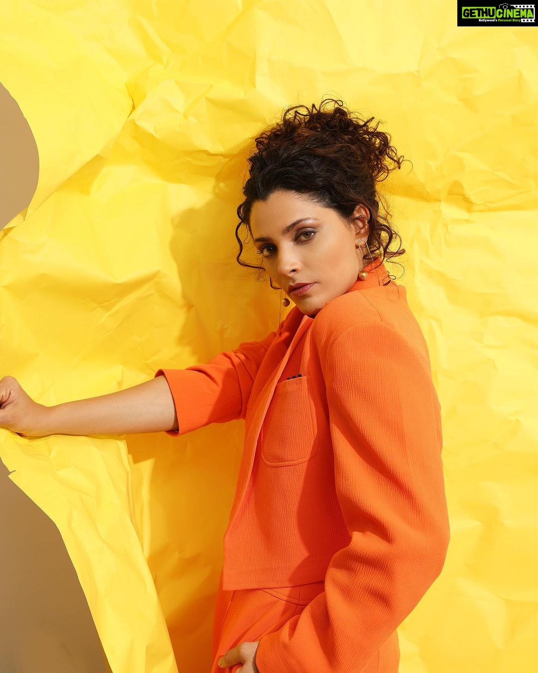 Saiyami Kher Instagram - Pushed against a wall.. tear it down in style 🙌🏽 Loved wearing - @shantanunikhil @sncricketclub @theslowstudioofficial Style @aeshy Assisted by @shriyakirdat @romichoudhary14 HMU @miraprasad20 @pravin_madye Shot by @shrutisbagwe