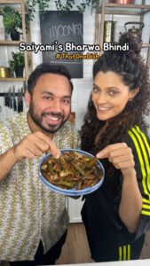 Saiyami Kher Instagram - Saiyami's Bharwa Bhindi recipe is a definite winner 🏆 and so is Ghoomer! I asked Saiyami #ThatOneDish she loves and she said she eats Bhindi practically every day in different forms. Her other favourite is Kurkuri Bhindi. Do try her Delishaaas recipe at home and don't forget to go watch Ghoomer on the big screen doston!!! 🏏 #createtogether
.
.
#bhindi #ghoomer #saiyamikher #goila #delishaaas #indianfood #sabzi #okra