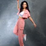 Saiyami Kher Instagram - Balancing act 🐵 In @ri.dg.ed @ofkissa Style @aeshy Assisted by @shriyakirdat @romichoudhary14 Shot by @shrutisbagwe