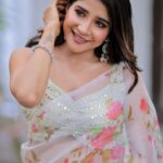 Sakshi Agarwal Instagram - Thank you insta fam, my well wishers , my friends for making my bday so special with your lovely wishes and beautiful messages/stories/posts. Your love and never ending affection is what keeps me going. . Thank you to all my media friends for the beautiful shoutouts❤️ . Thank you @murugeshmakeup_hair for organizing this surprise bday photoshoot for me❤️❤️ . Thank you team ❤️❤️ . Mua @murugeshmakeup_hair Hair @farhaa_makeupartist Costume @aloraa_by_jd Assisted by @_._the_moon_child_._ Earings @chennai_jazz PC @dhanush_photography Decor @red_makeover . #thankyougod #thankyoubirthdaywishes #birthdaywishes Chennai, India