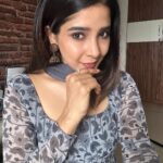 Sakshi Agarwal Instagram - Good morning ✨✨ . @sri_boutique_byprema . #casual #salwar #churidar #kollywood Chennai, India
