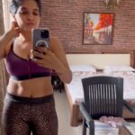 Sakshi Agarwal Instagram - Post workout -cooldown time pass🔥 . #instareels #reelsinstagram #transitionreels #funreels #workoutmotivation #workouttime #postworkoutselfie Chennai, India