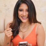 Sakshi Agarwal Instagram – 𝐊𝐇𝐄𝐋𝐎𝐘𝐀𝐑
⚽🎾 𝐈𝐧𝐝𝐢𝐚’𝐬 𝐦𝐨𝐬𝐭 𝐭𝐫𝐮𝐬𝐭𝐞𝐝 𝐨𝐧𝐥𝐢𝐧𝐞 𝐠𝐚𝐦𝐢𝐧𝐠 𝐩𝐥𝐚𝐭𝐟𝐨𝐫𝐦 𝐩𝐚𝐫 𝐚𝐛𝐡𝐢 𝐫𝐞𝐠𝐢𝐬𝐭𝐞𝐫 𝐤𝐫𝐨. 🏉 🐎

• 𝟐𝟒𝐗𝟕 – 𝟑𝟔𝟓 𝐃𝐚𝐲𝐬 𝐂𝐮𝐬𝐭𝐨𝐦𝐞𝐫 𝐒𝐞𝐫𝐯𝐢𝐜𝐞 𝐀𝐯𝐚𝐢𝐥𝐚𝐛𝐥𝐞.
• 𝐔𝐏 𝐓𝐎 𝟓𝟎% 𝐏𝐥𝐚𝐲𝐚𝐛𝐥𝐞 𝐁𝐨𝐧𝐮𝐬.
• 𝐀𝐮𝐭𝐨𝐦𝐚𝐭𝐢𝐜 𝐈𝐃 𝐂𝐫𝐞𝐚𝐭𝐢𝐨𝐧, 𝐃𝐞𝐩𝐨𝐬𝐢𝐭 𝐚𝐧𝐝 𝐖𝐢𝐭𝐡𝐝𝐫𝐚𝐰𝐚𝐥.

🎰 🃏 𝟐𝟓𝟎𝟎+ 𝐆𝐀𝐌𝐄𝐒 🎰 🃏
𝐁𝐞𝐬𝐭 𝐨𝐝𝐝𝐬 𝐨𝐟𝐟𝐞𝐫𝐞𝐝
𝐂𝐫𝐢𝐜𝐤𝐞𝐭 𝐋𝐢𝐧𝐞 𝐌𝐚𝐫𝐤𝐞𝐭𝐬

🔥 𝟑 𝐌𝐢𝐧𝐮𝐭𝐞𝐬 𝐆𝐮𝐚𝐫𝐚𝐧𝐭𝐞𝐞𝐝 𝐖𝐢𝐭𝐡𝐝𝐫𝐚𝐰𝐚𝐥 🔥

𝐂𝐮𝐬𝐭𝐨𝐦𝐞𝐫 𝐒𝐞𝐫𝐯𝐢𝐜𝐞 +𝟗𝟏𝟖𝟏𝟎𝟖𝟏𝟎𝟏𝟎𝟖𝟓/+𝟗𝟏𝟖𝟗𝟔𝟗𝟔𝟗𝟔𝟒𝟏𝟓 
💻 𝐒𝐈𝐆𝐍 𝐔𝐏 𝐍𝐎𝐖:- 𝐋𝐢𝐧𝐤 𝐢𝐧 𝐁𝐢𝐨

𝐖𝐖𝐖.𝐊𝐇𝐄𝐋𝐎𝐘𝐀𝐑𝟑𝟔𝟓.𝐍𝐄𝐓

#kheloyarindia #kheloyar #sportsbook #onlinecasino #casinogames #earnnow #livecasino #bonuses #t20league #t20fever #asiacup2023 #worldcup2023 #lpl2023 #cricketbetting #bettingid #bettingonline #safebetting #onlinecricketid #bettingexchange #bettingexpert #reelkrofeelkro #reelsinstagram #reelitfeelit #reelsviral #trendingreels #trendingnow #fyp Chennai, India