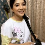 Sakshi Agarwal Instagram - Indru vinnilavil andha eera ninaivil Kandru thavippadhu oh manam Kalangi pulambugiren✨✨ . #instagramreels #feelitreelit #transitionreels #instagramtransition #transitionvideo #traditional #foryou #trendingreels #snehithane . @murugeshmakeup_hair Chennai, India