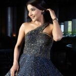 Sakshi Agarwal Instagram - Classy and fabulous✨ . #shoot for #varaa #magazine . @shotbyluckymalhotra @princephinehas25 @varaabyskmagazine @itsmesangeethakailash . #gown #glitterdress #ballroomdress #glittergloss #prettygirls Lalit Ashok Hotel, Bangalore
