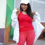 Sakshi Agarwal Instagram - Style is a way to say who you are without having to speak✨ . @sathish_photography49 . #streetstyle #candid #casualstyle #casuallook #vibing #sportswear #sakshiagarwal Chennai, India
