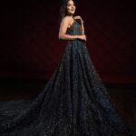 Sakshi Agarwal Instagram - Another dump from this series🔥 . @shotbyluckymalhotra @princephinehas25 @varaabyskmagazine @itsmesangeethakailash . #gown #glitterdress #ballroomdress #glittergloss #prettygirls Chennai, India