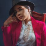 Sakshi Agarwal Instagram - Not just an ordinary girl, Uniqueness and class is my superpower💕 . Concept & Styling: @beingstyl Photography : @theportraitstudio_tps Makeup: @makeupreva Hairstyle: @_ramya_makeoverartistry_ . #sakshiagarwal #chic #style #beauty #lifestyle Chennai, India