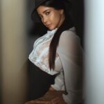 Sakshi Agarwal Instagram - I can be a choice, priority or a reason But never an OPTION! . Concept & Styling: @beingstyl Photography : @theportraitstudio_tps Makeup: @makeupreva Hairstyle: @_ramya_makeoverartistry_ Chennai, India