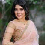 Sakshi Agarwal Instagram - Your direction is more important than your speed💕 . #coimbatore was lit🔥 . @murugeshmakeup_hair @mayon_by_subhathracouture @krush_makeup_artistry @imagixphotography_ . #studyworldcollegeofengineering #chiefguest #sakshiagarwal #pinkvibes Coimbatore, Tamil Nadu