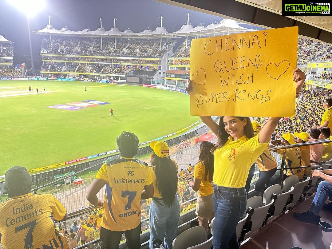 Sakshi Agarwal Instagram - Watta win✨✨✨ . Killed it @chennaiipl ❤️❤️ . #chennaisuperkings #ipl #indianpremierleague #csk #whistlepodu Chennai, India