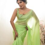Sakshi Agarwal Instagram – ✨Dreamy✨
.
@karthipalaniappan.photography @murugeshmakeup_hair @be_unique_boutique_ @fineshinejewels @radiocitytamil_ @radiocityindia @bloombridalflowers 
.
#greensaree #sareelove #sareestyle Chennai, India