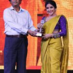Sakshi Agarwal Instagram – Extremely honored to have received the “Best Actress Award “ for Bagheera by Mr.Ravindran- Secretary -CEG.

Yearly event of Anna University -*Techofes 2023 – T Awards* held yesterday in Anna University Campus, in a very colourful manner in the presence of many eminent personalities from cine industry, educational institutions and beloved students of Anna University.
.
Thank you @adhikravi director for the opportunity to act in such a unique role in Bagheera and for believing in me✨ @rvbharathan @prabhudevaofficial @ganesan_s_official 
. 
Thank you #Annauniversity for this honour
@techofes_official #annauniversity #techofesawards #ceg 
.
Thank you team✨
Styling : @beingstyl 
Outfits:
Saree @thepallushop 
Blouse @_sayaanika_ 
Mua: @murugeshmakeup_hair 
Photography: @sathish_photography49 
Accessories @fineshinejewels 
Coordinated @tisisnaveen Chennai, India