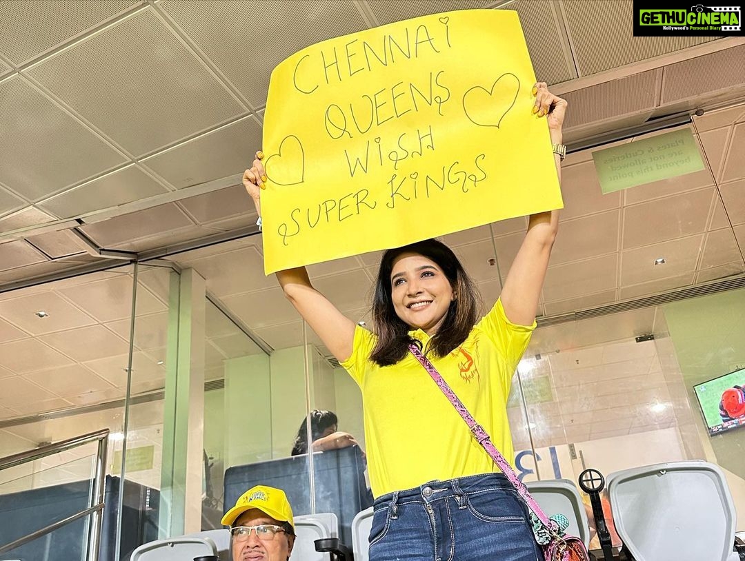 Sakshi Agarwal Instagram - Watta win✨✨✨ . Killed it @chennaiipl ❤️❤️ . #chennaisuperkings #ipl #indianpremierleague #csk #whistlepodu Chennai, India