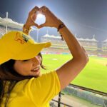 Sakshi Agarwal Instagram - Watta win✨✨✨ . Killed it @chennaiipl ❤️❤️ . #chennaisuperkings #ipl #indianpremierleague #csk #whistlepodu Chennai, India